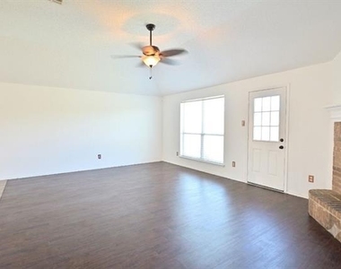 1631 Mt Zion Drive - Photo Thumbnail 1