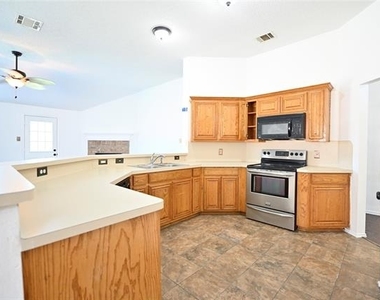 1631 Mt Zion Drive - Photo Thumbnail 8