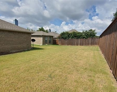 301 Ponderosa Trail - Photo Thumbnail 3