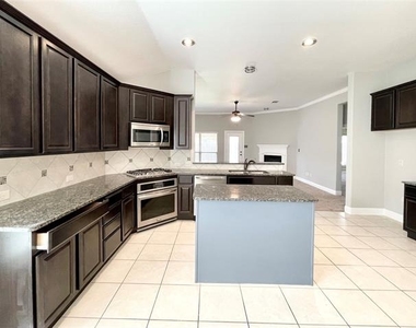 281 Dragonfly Drive - Photo Thumbnail 6
