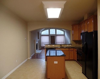 7112 Jessup - Photo Thumbnail 2