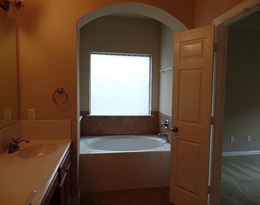 7112 Jessup - Photo Thumbnail 8