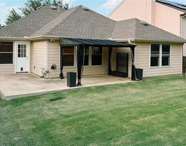 4308 Summer Star Lane - Photo Thumbnail 21