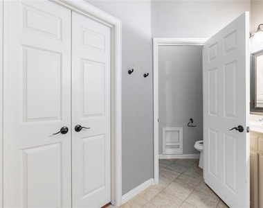 935 Panther Lane - Photo Thumbnail 25