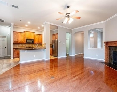 935 Panther Lane - Photo Thumbnail 12