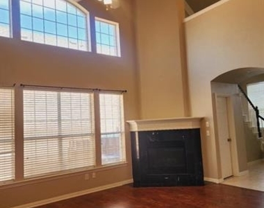 8115 Sycamore Drive - Photo Thumbnail 3