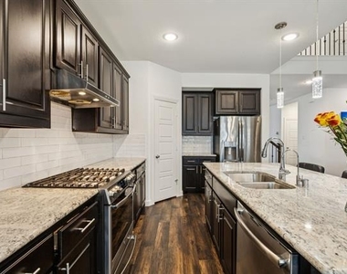 1800 Harrier Lane - Photo Thumbnail 3