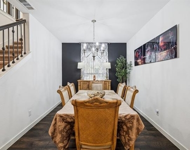 1800 Harrier Lane - Photo Thumbnail 9