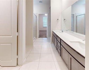 612 Liliana Lane - Photo Thumbnail 6