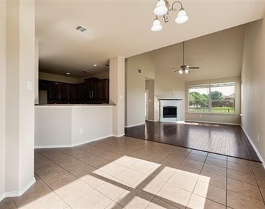 9600 Mystic Dune Drive - Photo Thumbnail 8