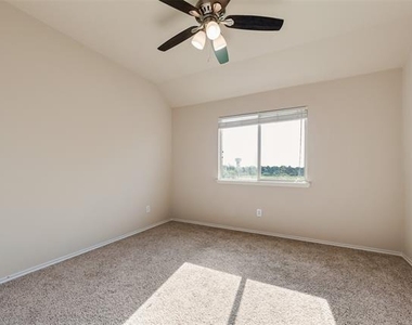 9600 Mystic Dune Drive - Photo Thumbnail 15