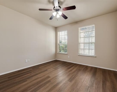 9600 Mystic Dune Drive - Photo Thumbnail 24