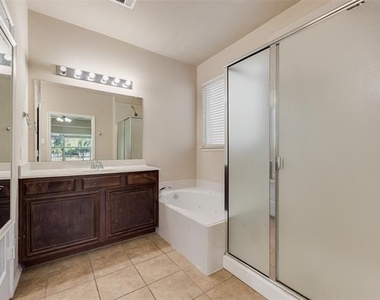 9600 Mystic Dune Drive - Photo Thumbnail 21