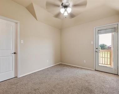 9600 Mystic Dune Drive - Photo Thumbnail 11