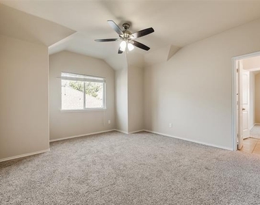 9600 Mystic Dune Drive - Photo Thumbnail 13