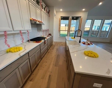 1407 Cartona Road - Photo Thumbnail 5