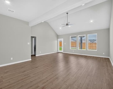 710 Summerberry Drive - Photo Thumbnail 5