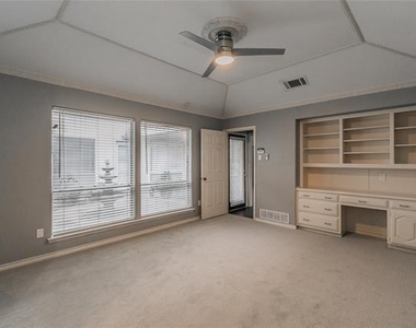 16404 Lauder Lane - Photo Thumbnail 19