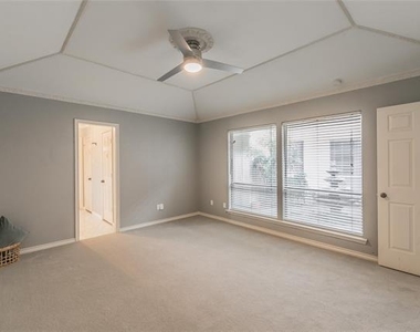 16404 Lauder Lane - Photo Thumbnail 18