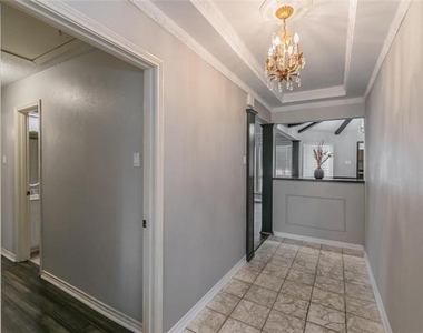 16404 Lauder Lane - Photo Thumbnail 3