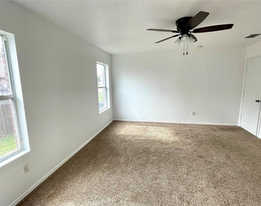 12413 Arbor Lake Road - Photo Thumbnail 9