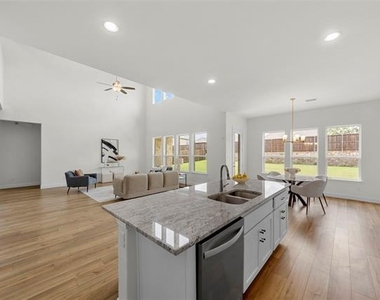 3205 Malcolm Road - Photo Thumbnail 11