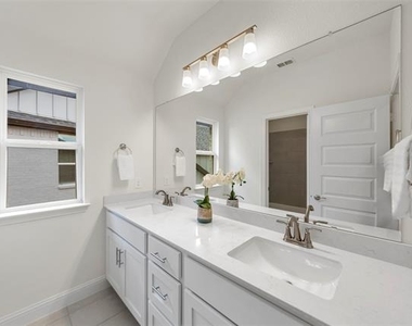 3205 Malcolm Road - Photo Thumbnail 30