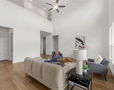 3205 Malcolm Road - Photo Thumbnail 8