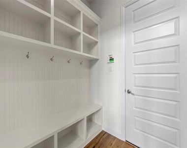 3205 Malcolm Road - Photo Thumbnail 28