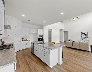3205 Malcolm Road - Photo Thumbnail 10