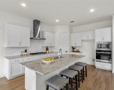 3205 Malcolm Road - Photo Thumbnail 9
