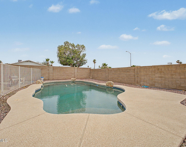 19003 N 12th Drive - Photo Thumbnail 25
