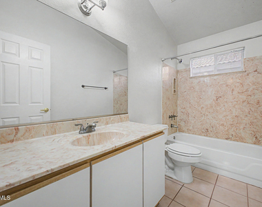 19003 N 12th Drive - Photo Thumbnail 14