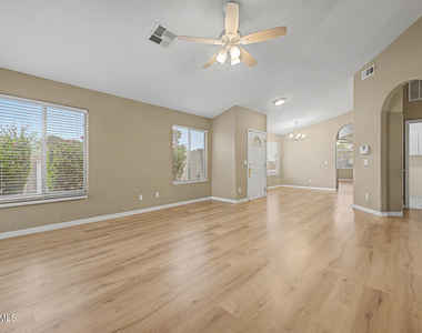 19003 N 12th Drive - Photo Thumbnail 2