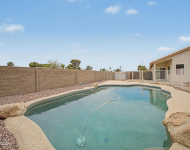 19003 N 12th Drive - Photo Thumbnail 24