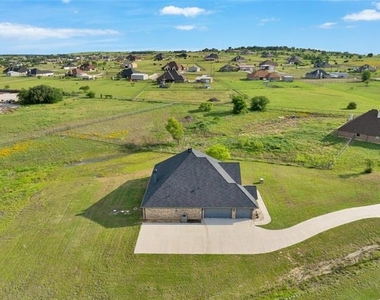 1040 Cloudy Court - Photo Thumbnail 29