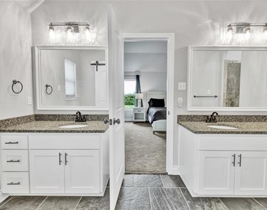 1040 Cloudy Court - Photo Thumbnail 16