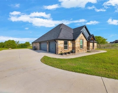 1040 Cloudy Court - Photo Thumbnail 1