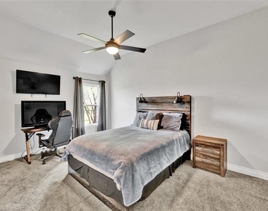1040 Cloudy Court - Photo Thumbnail 25