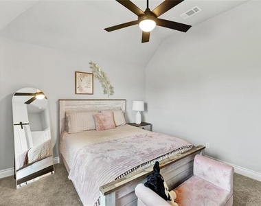 1040 Cloudy Court - Photo Thumbnail 21