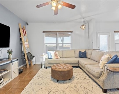 3626 Boxwood Drive - Photo Thumbnail 1