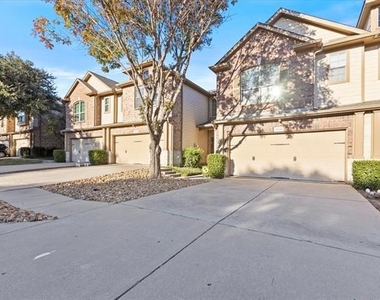 3626 Boxwood Drive - Photo Thumbnail 24
