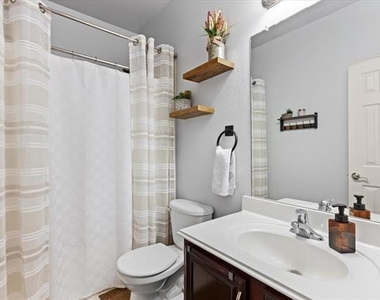 3626 Boxwood Drive - Photo Thumbnail 15