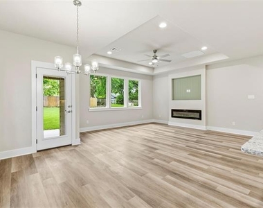 714 E Mcgee Street - Photo Thumbnail 6
