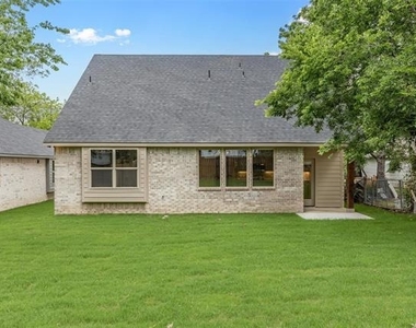 714 E Mcgee Street - Photo Thumbnail 31