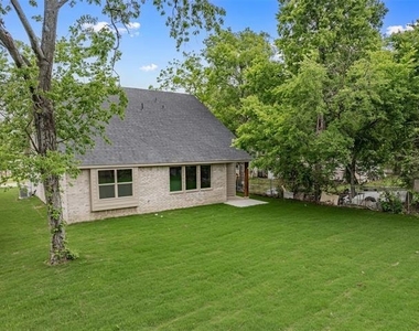 714 E Mcgee Street - Photo Thumbnail 33