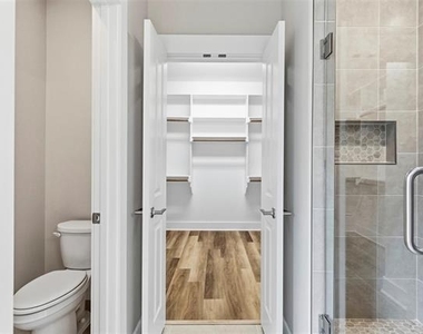 714 E Mcgee Street - Photo Thumbnail 16