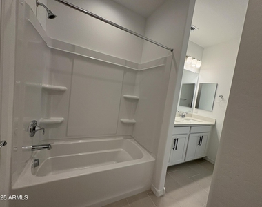 17613 W Georgia Avenue - Photo Thumbnail 37
