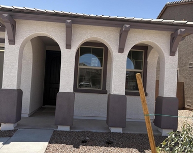 17613 W Georgia Avenue - Photo Thumbnail 3
