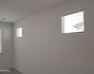 17613 W Georgia Avenue - Photo Thumbnail 17